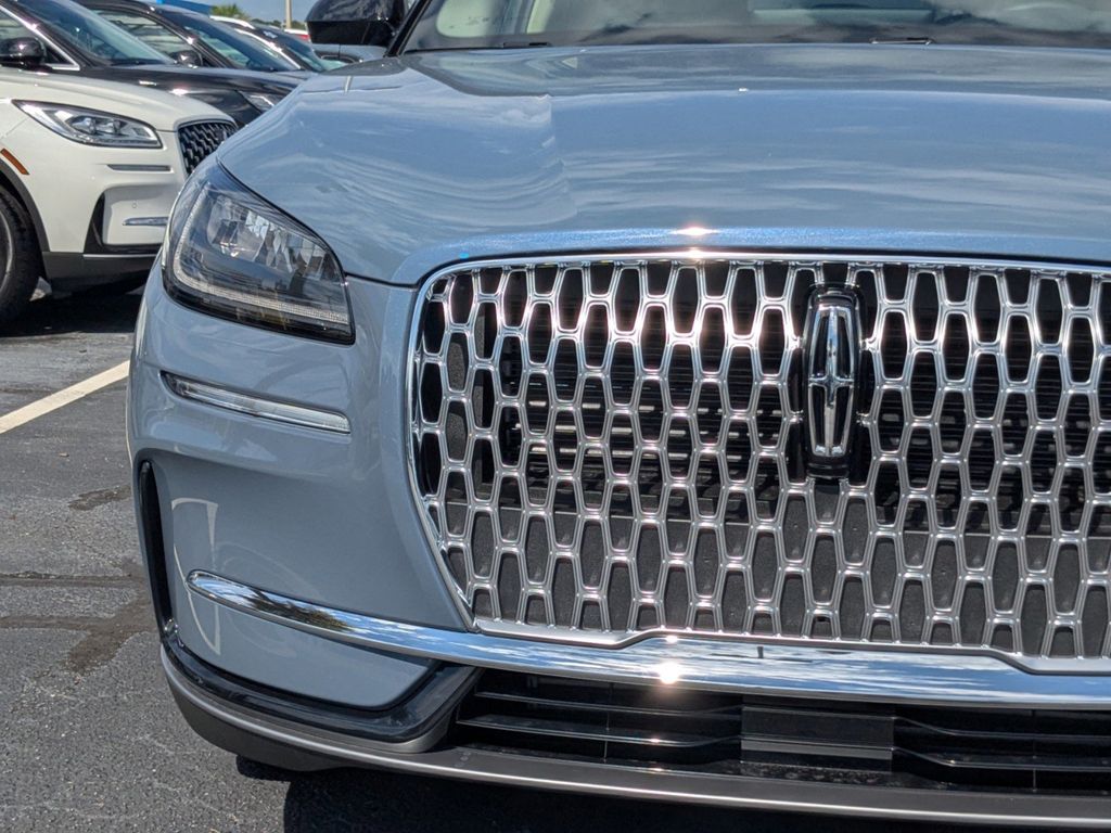 2025 Lincoln Corsair Premiere