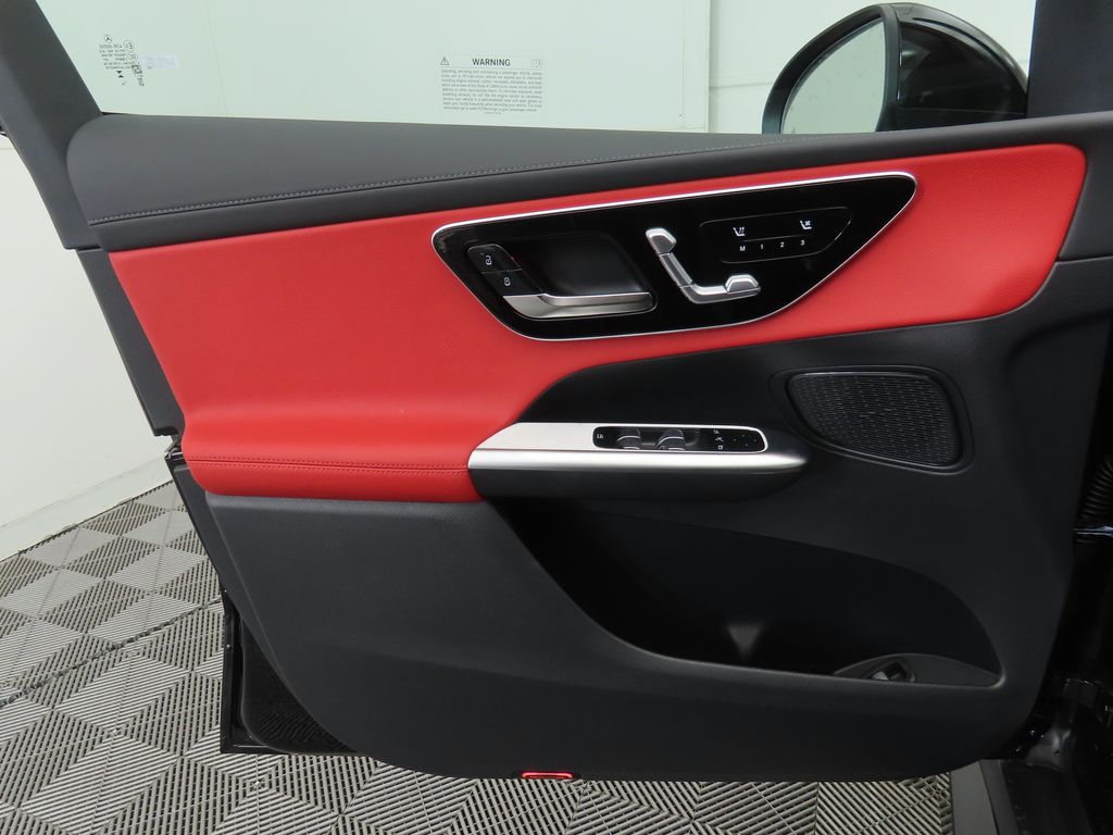 Thumbnail: 2026 Mercedes-Benz GLC - 24