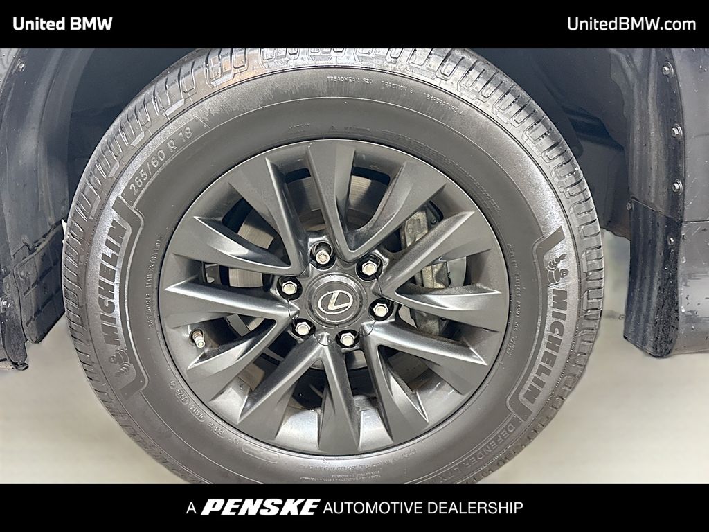 Thumbnail: 2023 Lexus GX - 2