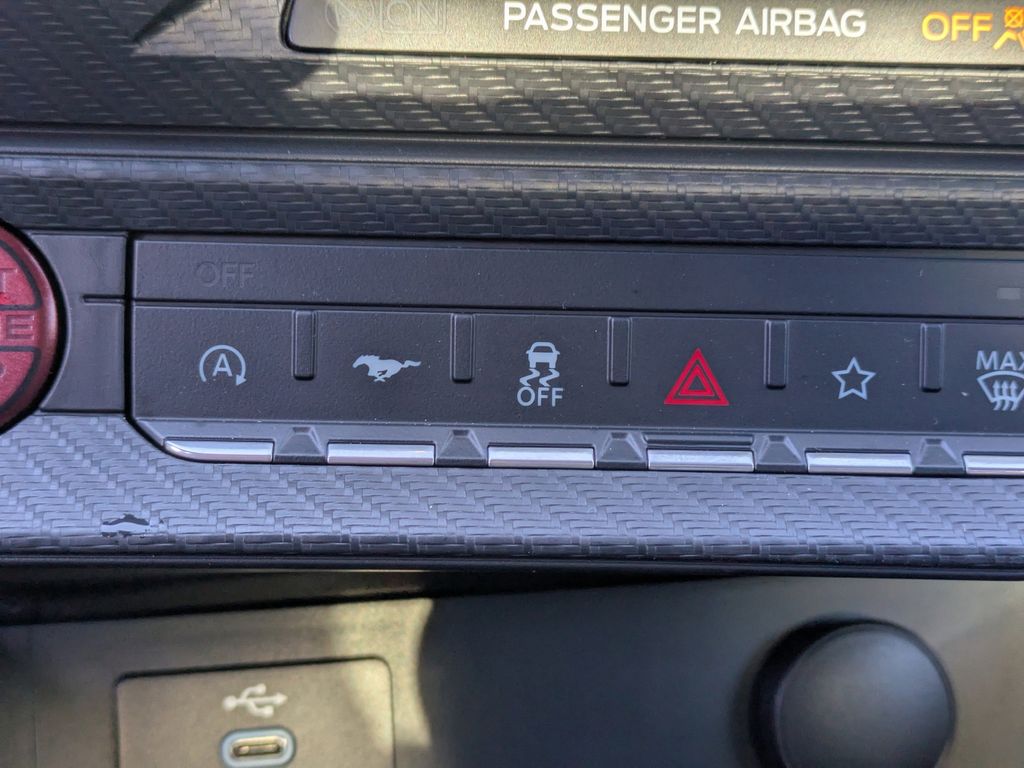 2025 Ford Mustang GT Premium Fastback