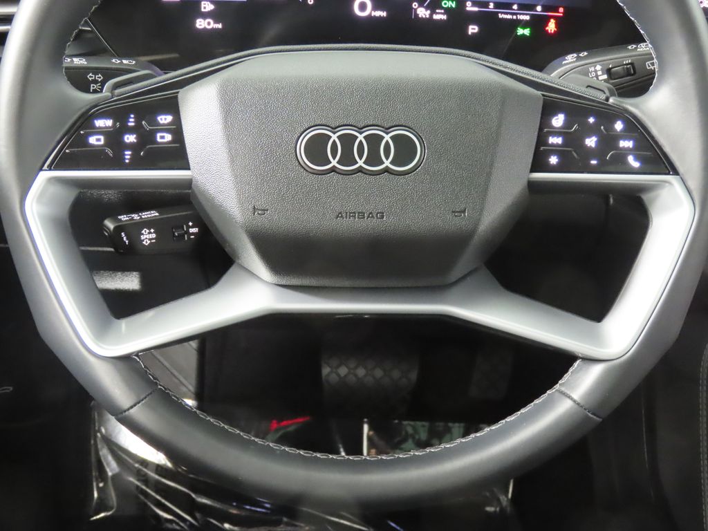 Thumbnail: 2025 Audi Q5 - 15