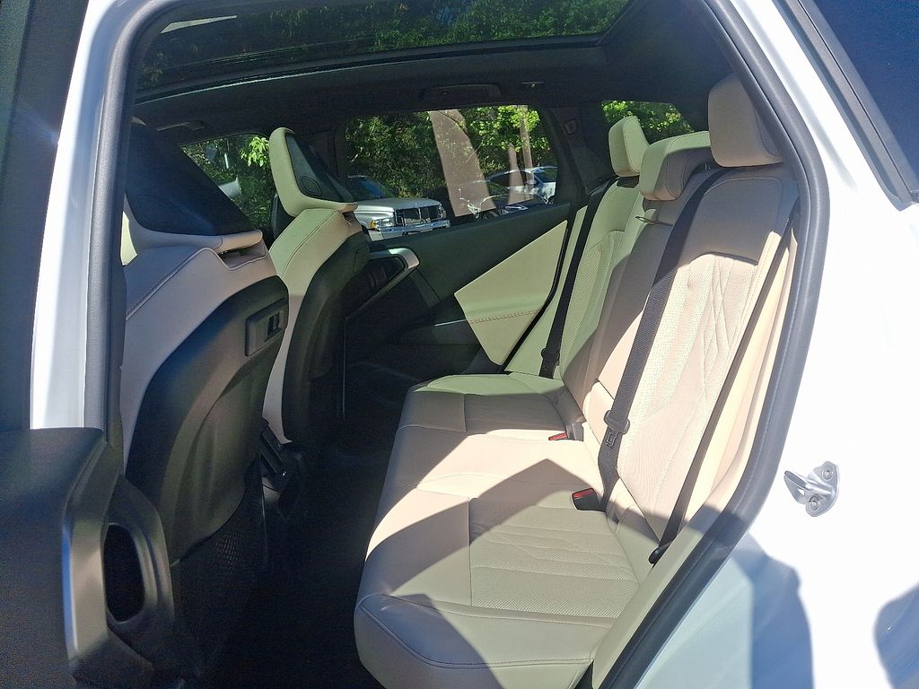 Thumbnail: 2025 BMW X3 - 10