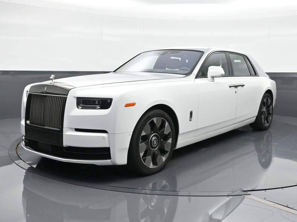 Arctic White 2023 Rolls-Royce Phantom RWD Sedan Rear-Wheel Drive 8-Speed Automatic