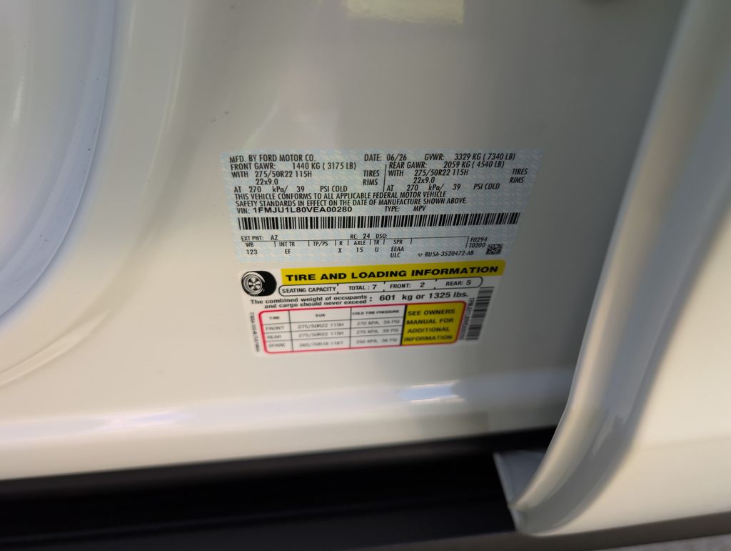 New 2027 White Ford Platinum image 38
