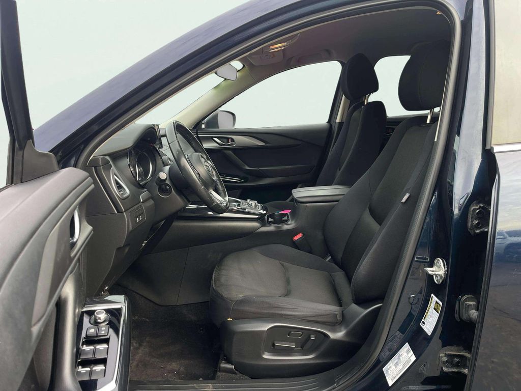 Used 2018 Deep Crystal Blue Mica Mazda Sport image 20