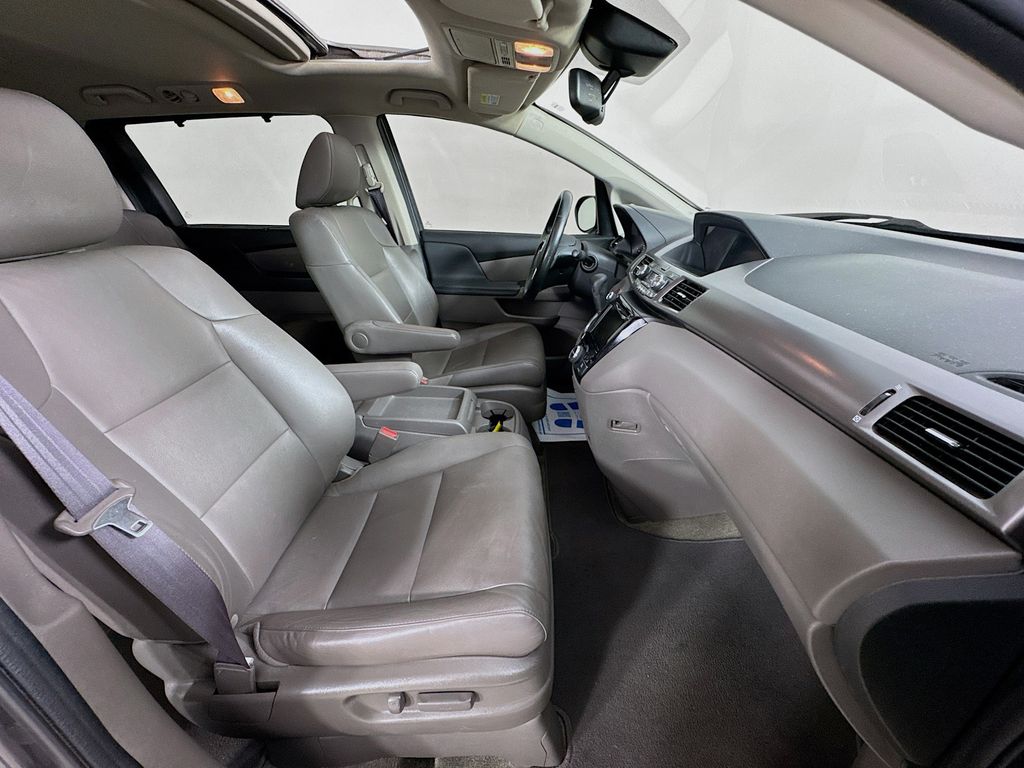Used Car 2015 Honda Odyssey  Ex-l For Sale Under $12,000 In Austin, Texas