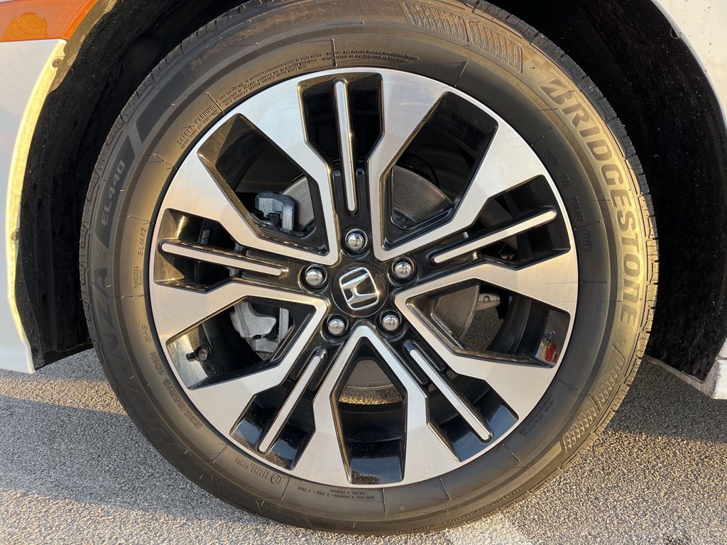 Thumbnail: 2026 Honda Odyssey - 13