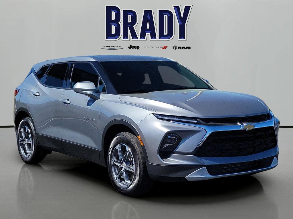 Sterling Gray Metallic 2025 Chevrolet Blazer LT AWD SUV / Crossover 9-Speed Automatic Overdrive