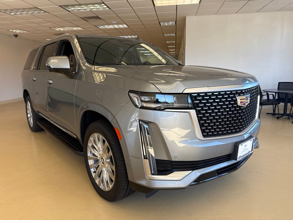 2023 Cadillac Escalade ESV Premium Luxury 4WD
