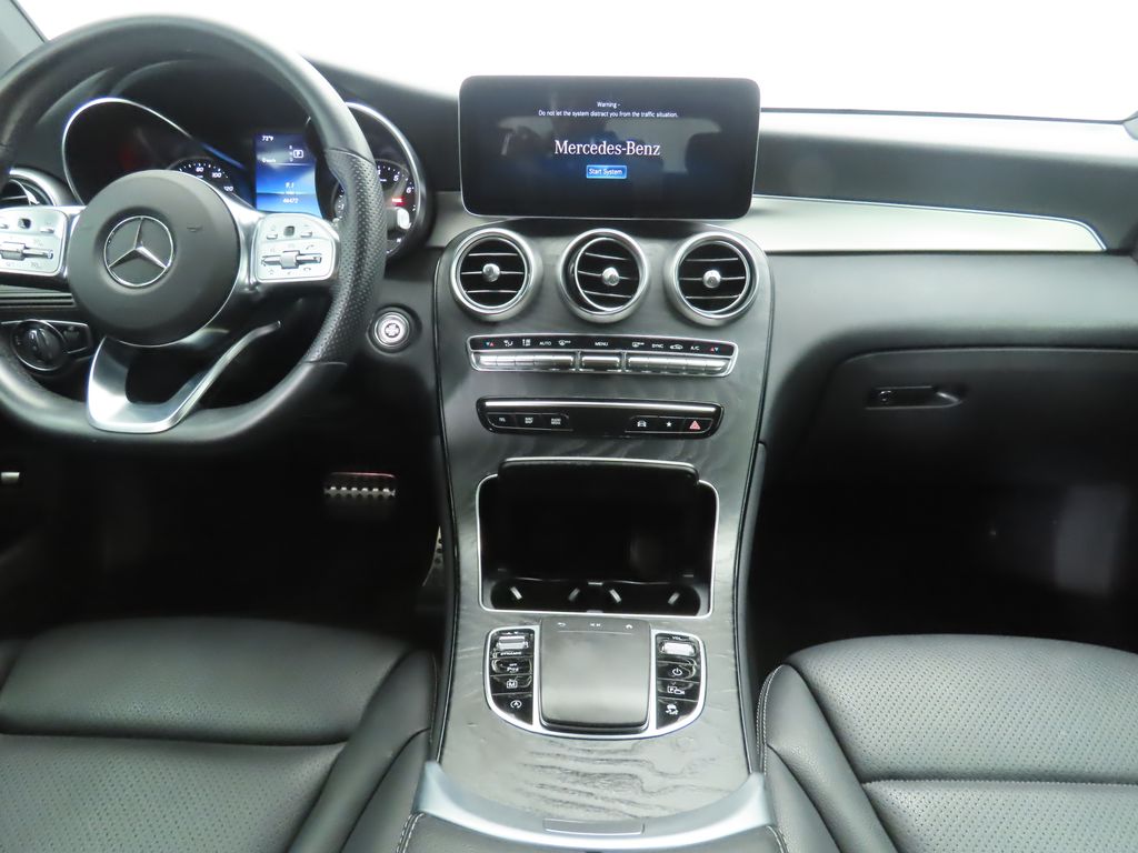 2022 Mercedes-Benz GLC 300 13