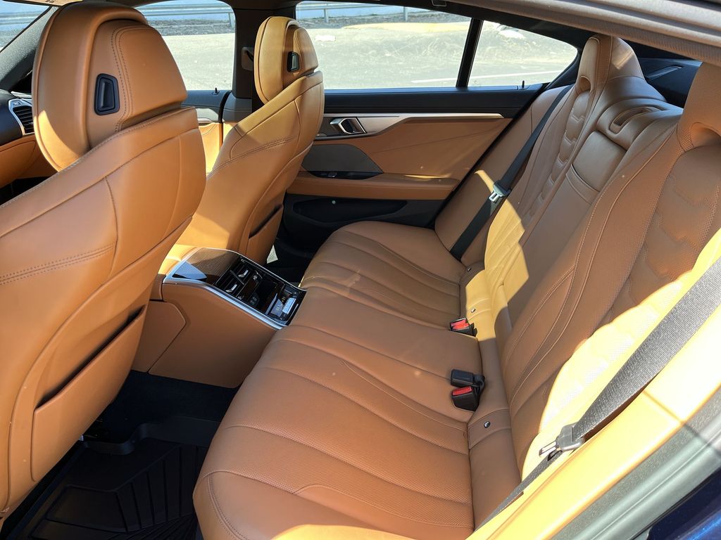 Thumbnail: 2022 BMW 8 Series - 23