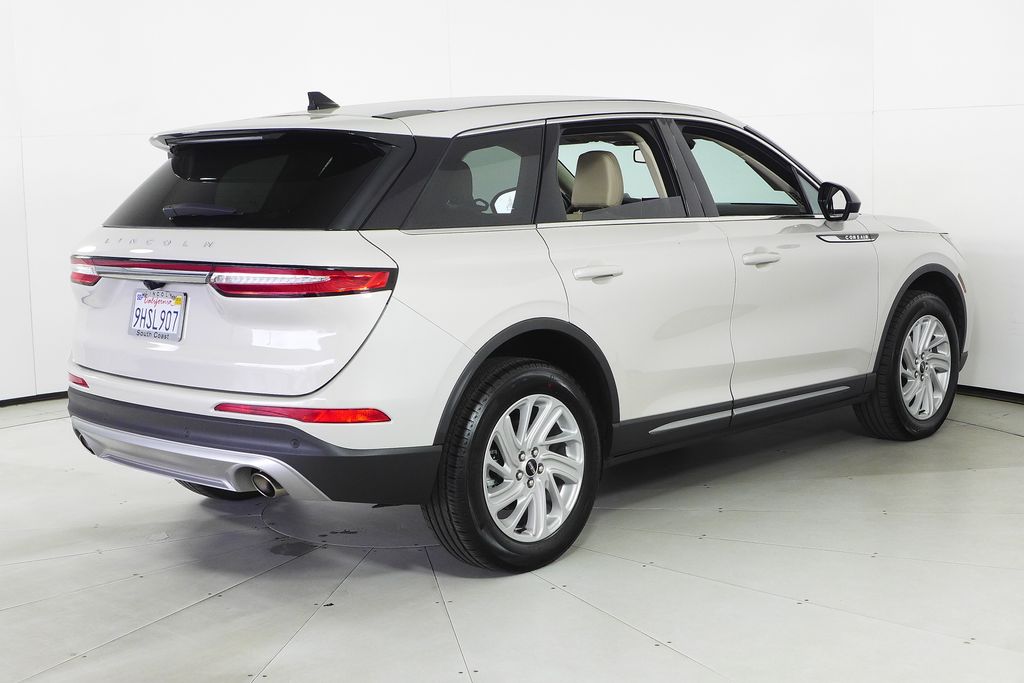 2023 Lincoln Corsair Standard 7