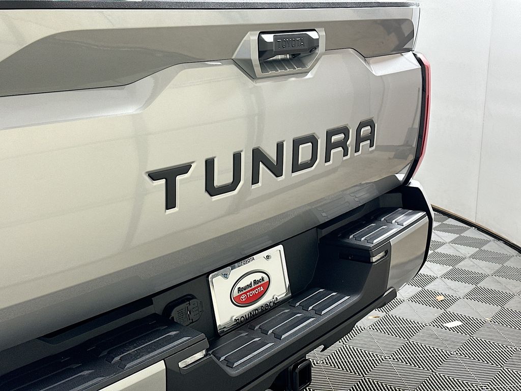 2025 Toyota Tundra SR5 21