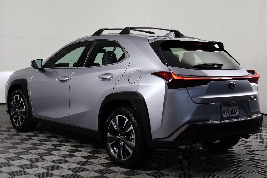 Thumbnail: 2025 Lexus UX - 6