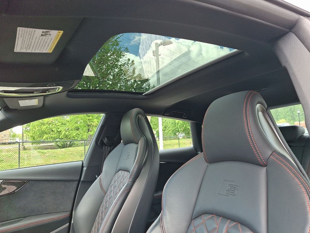 Thumbnail: 2024 Audi S5 - 15