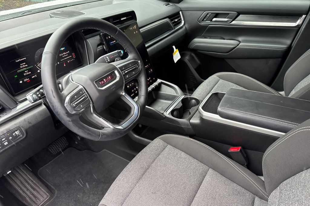 used 2025 GMC Terrain car, priced at $28,914