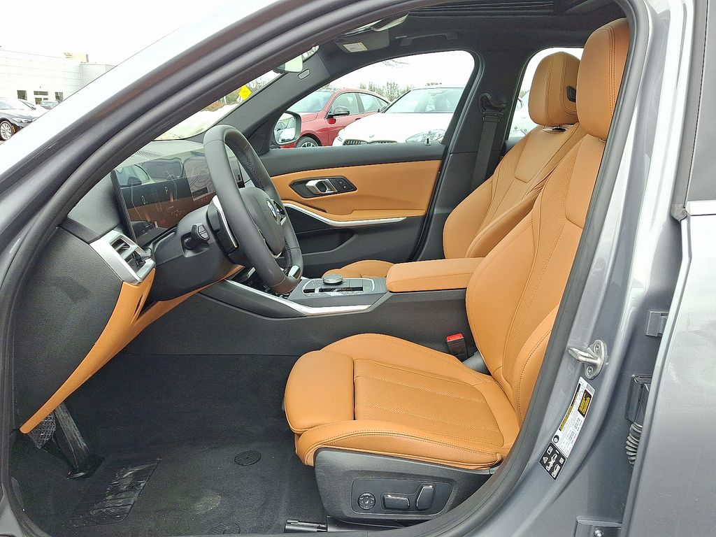 Thumbnail: 2025 BMW 3 Series - 14