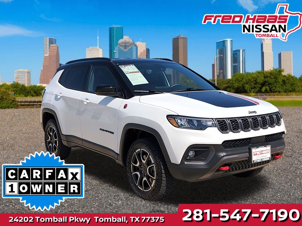 Bright White Clearcoat 2025 Jeep Compass SUV / Crossover Four-Wheel Drive 8-Speed Automatic