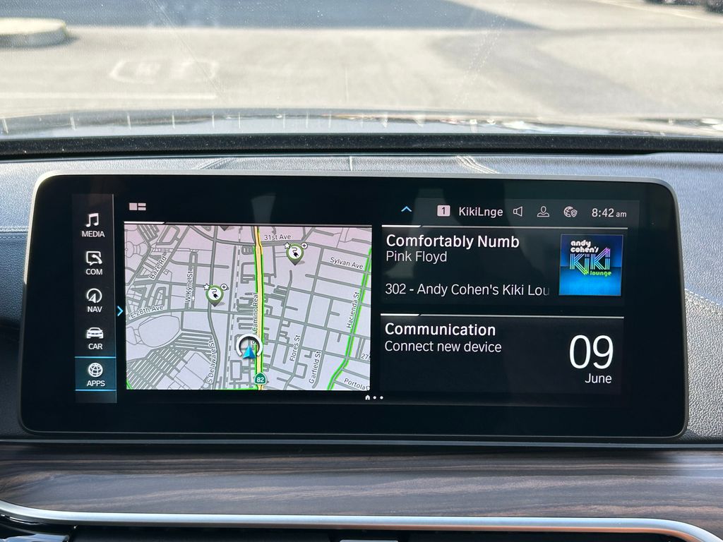 2022 BMW 5 Series 530e iPerformance 22