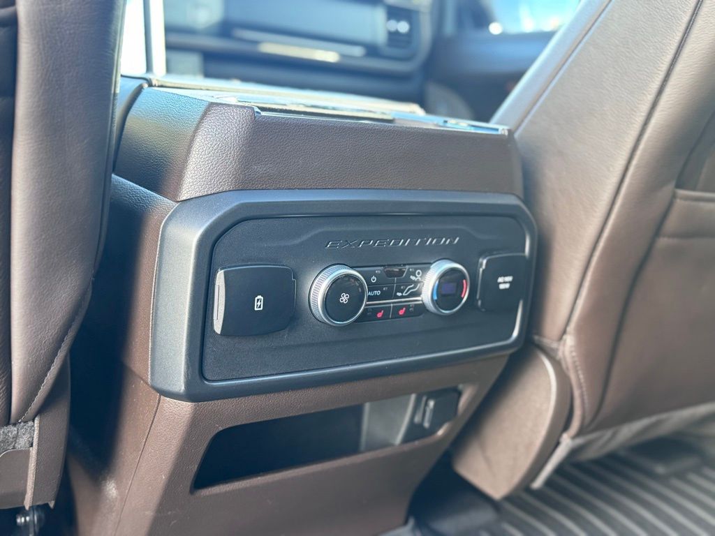 2023 Ford Expedition King Ranch MAX