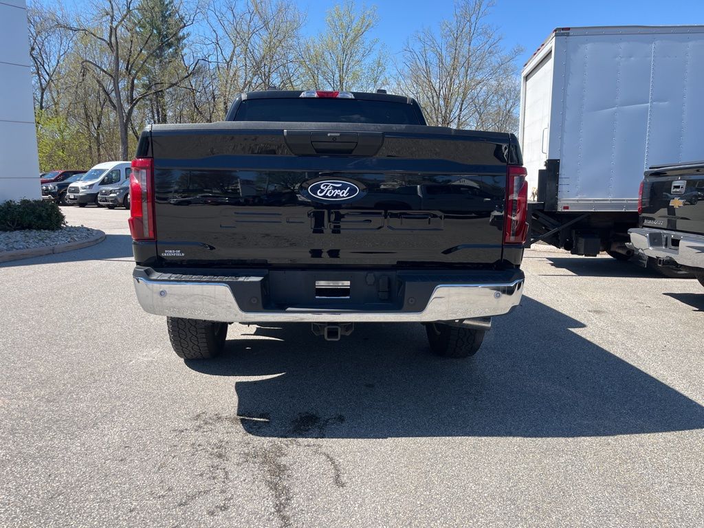 View vehicle photo 5