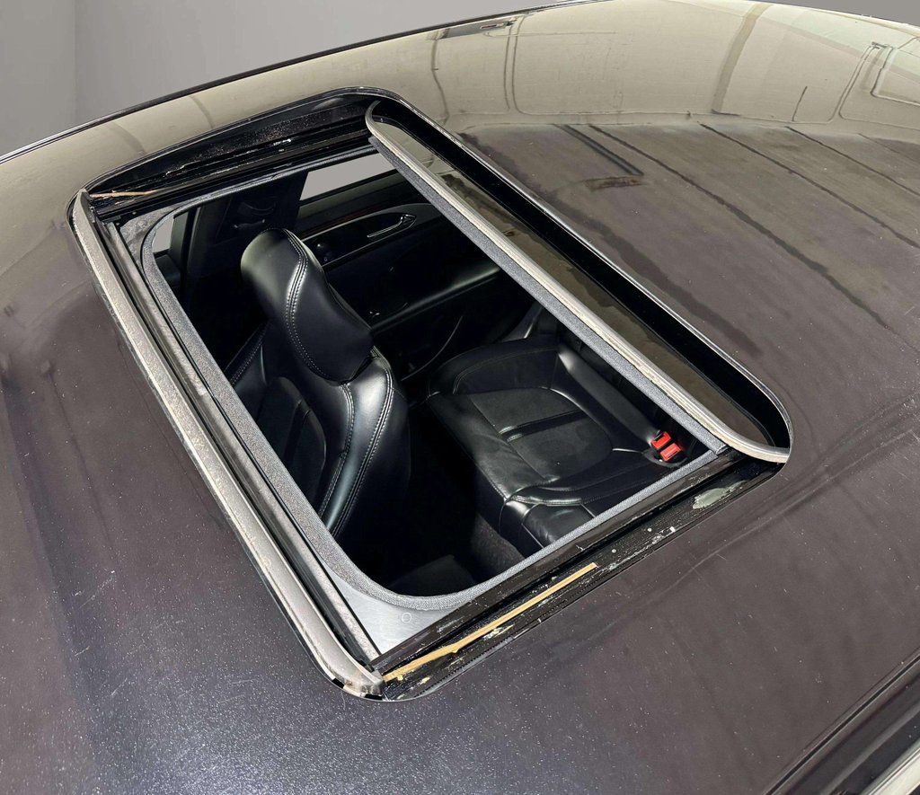 Used 2020 Infinite Black Metallic Lincoln Reserve image 17