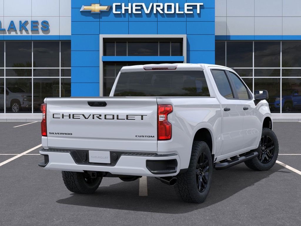 New 2026 Summit White Chevrolet Custom image 4
