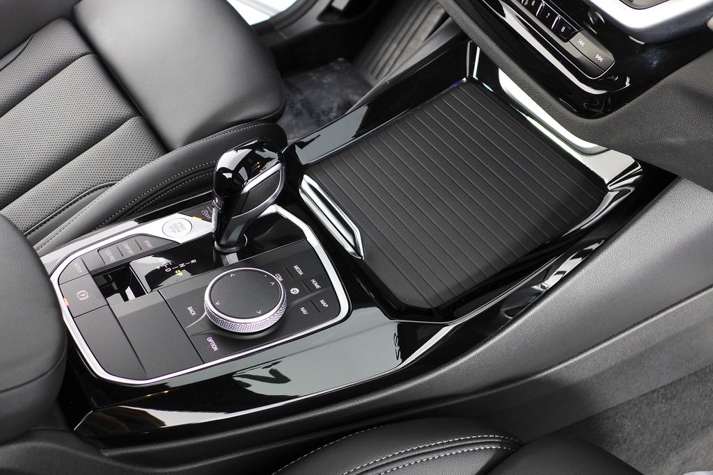 Thumbnail: 2023 BMW X3 - 15