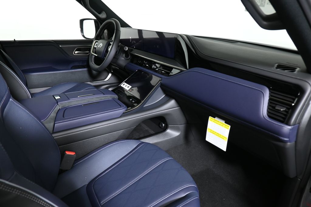 Thumbnail: 2026 INFINITI QX80 - 21