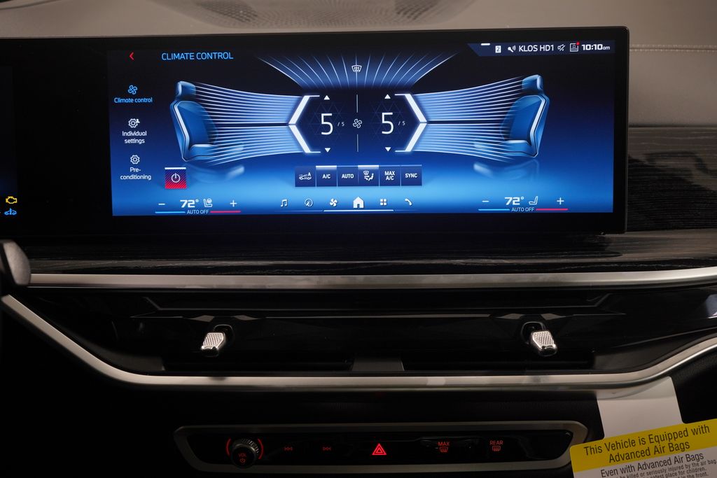 2025 BMW X7 M60i 14