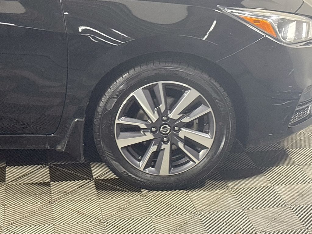 2020 Nissan Versa 1.6 SV