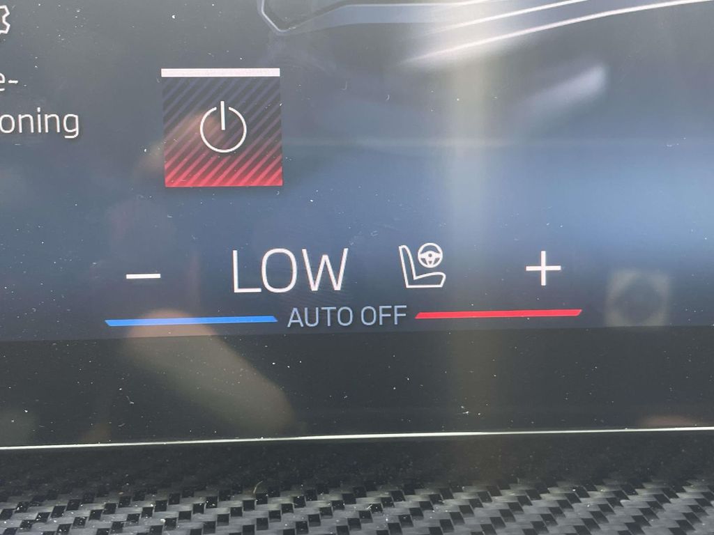 Used 2025 Blue BMW M60i image 34