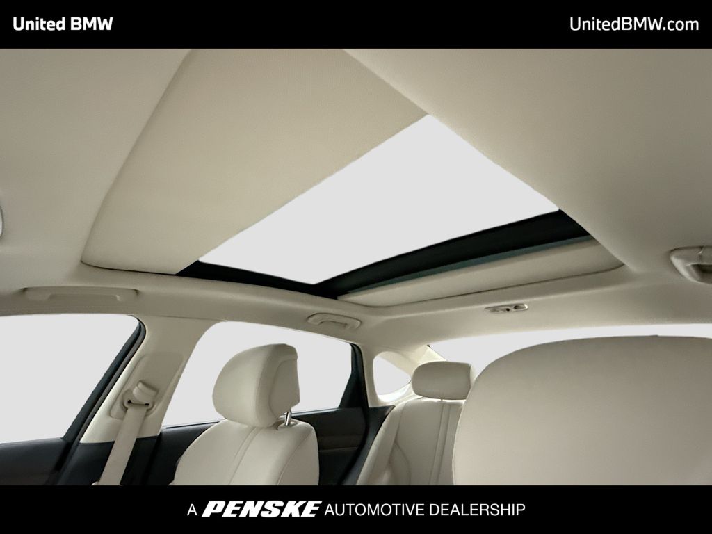 Thumbnail: 2022 Genesis G80 - 12