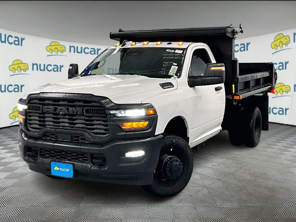 2026 Ram 3500 — photo 4