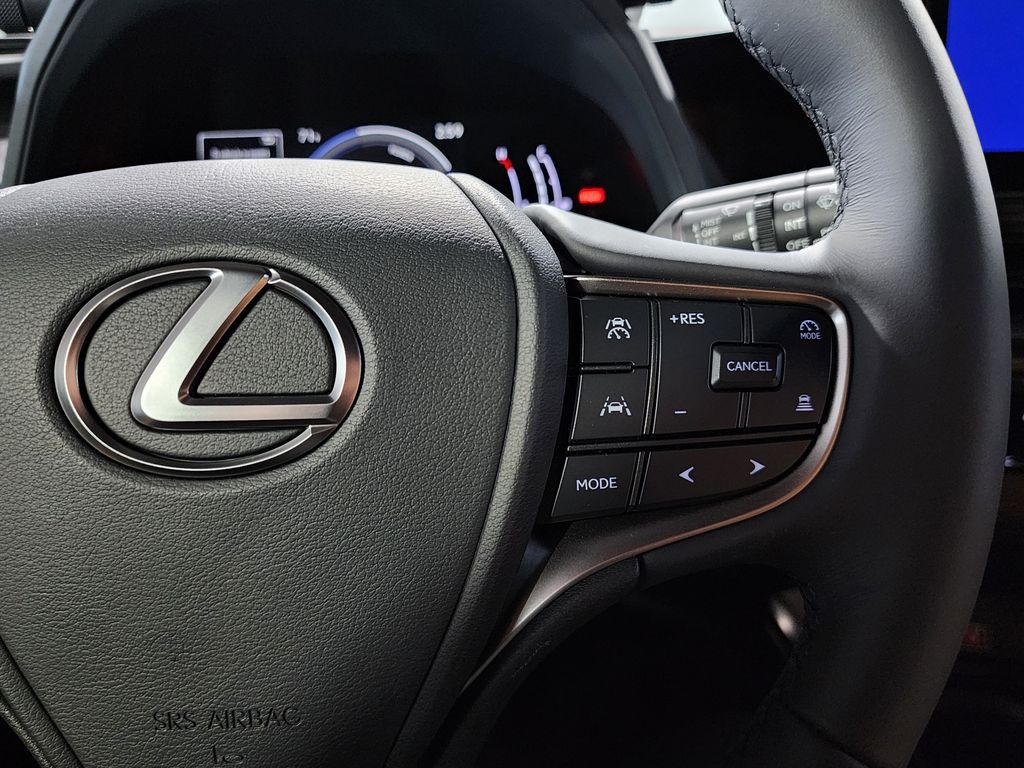 Thumbnail: 2026 Lexus UX - 17