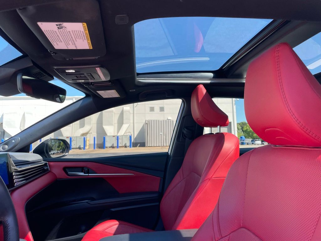 Thumbnail: 2025 Toyota Camry - 26