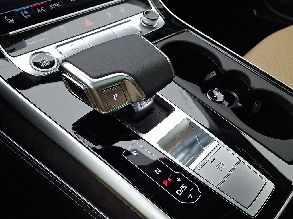 Thumbnail: 2025 Audi Q7 - 10