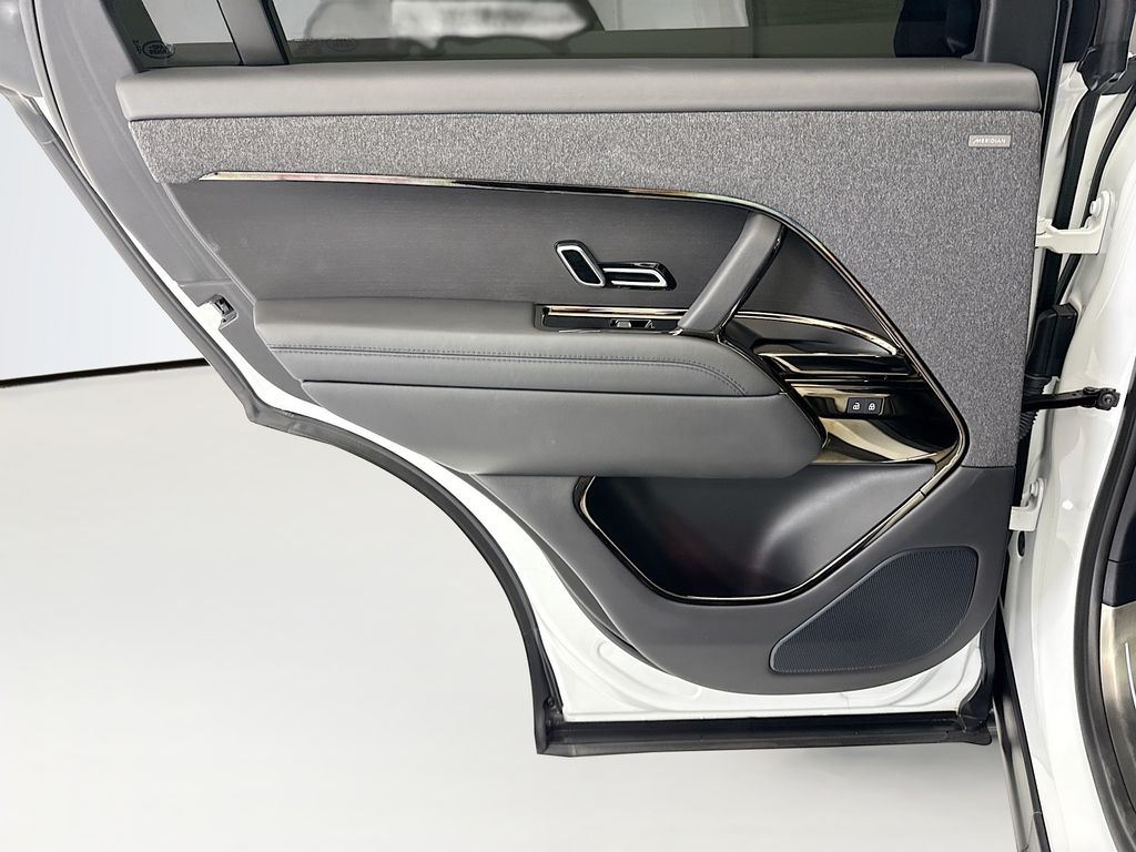 Thumbnail: 2024 Land Rover Range Rover Sport - 25