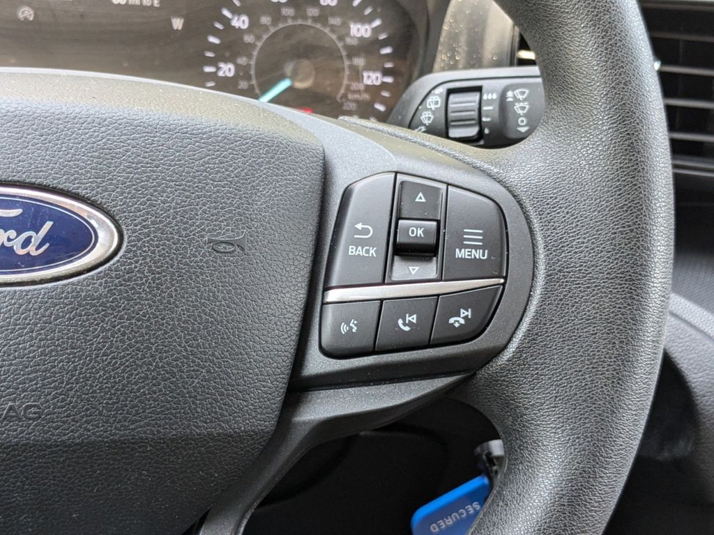 2021 Ford Explorer Base