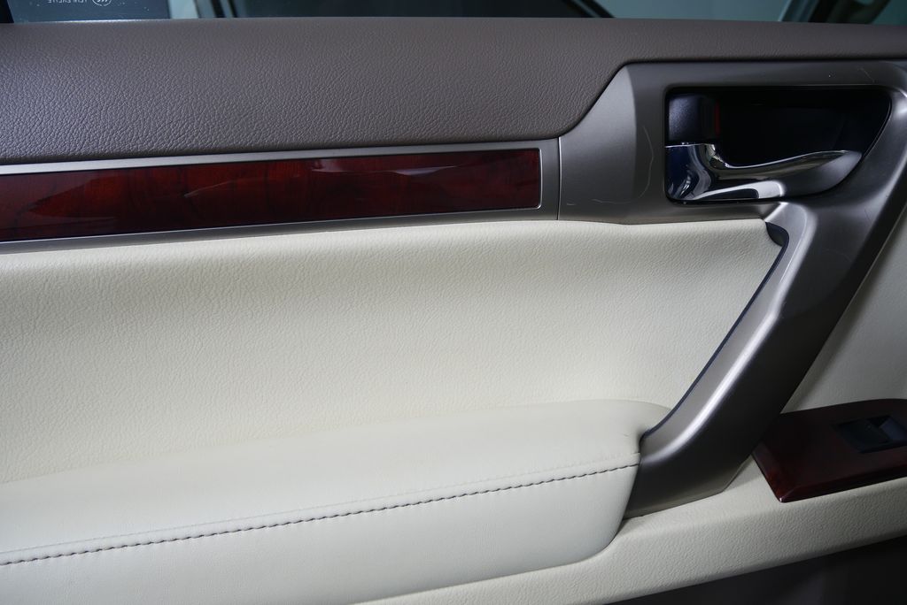 Thumbnail: 2010 Lexus GX - 14