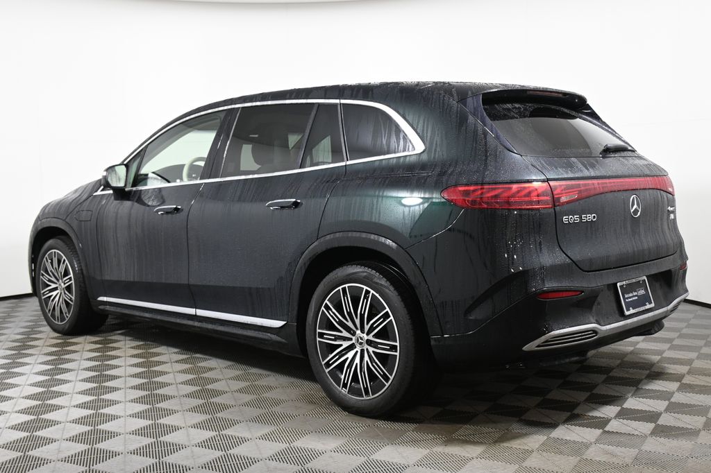 Thumbnail: 2023 Mercedes-Benz EQS - 8