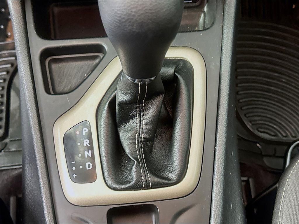 Used Car 2016 Jeep Cherokee  Latitude For Sale Under $12,000 In Austin, Texas