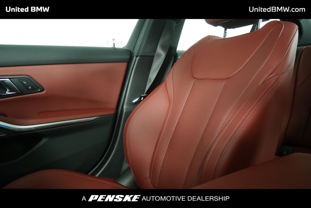 Thumbnail: 2026 BMW 3 Series - 26