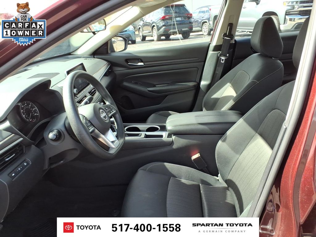 Used 2024 Red Nissan 2.5 SV image 13