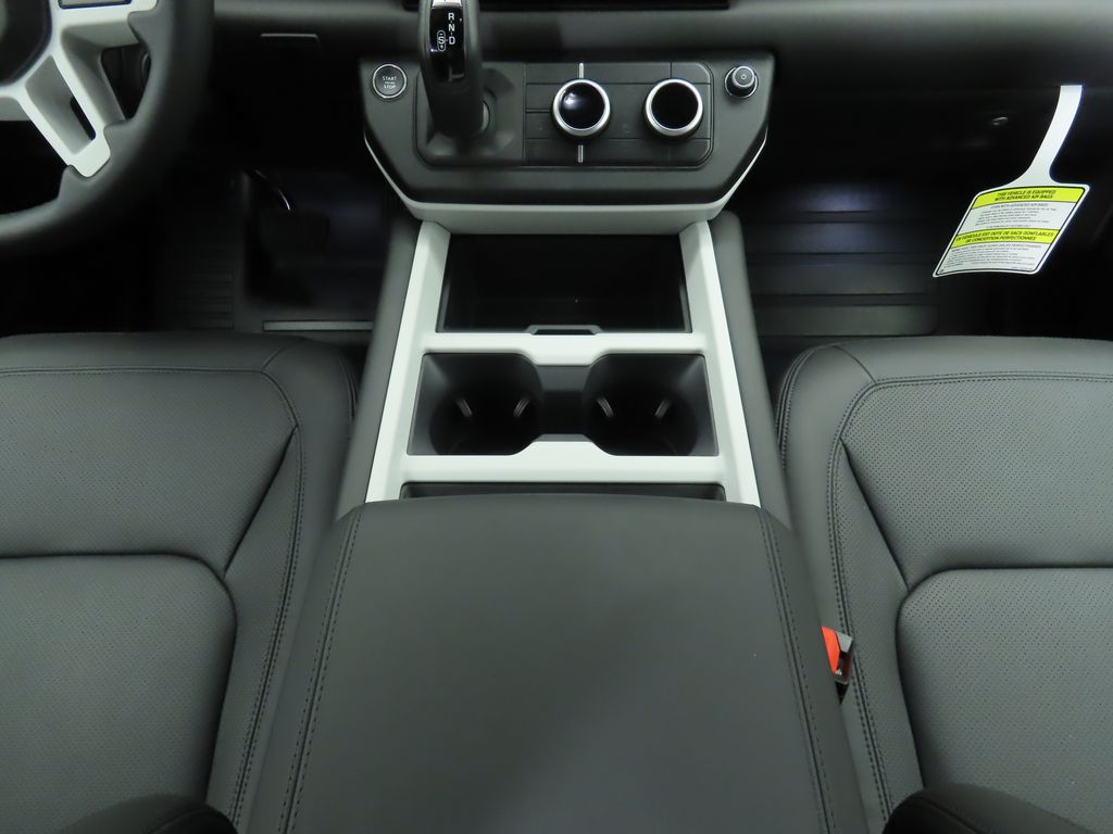 2025 Land Rover Defender 110 16