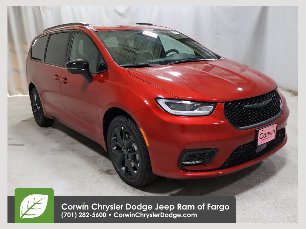 2026 Chrysler Pacifica Limited AWD