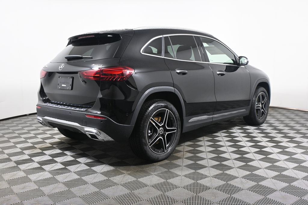 Thumbnail: 2026 Mercedes-Benz GLA - 7