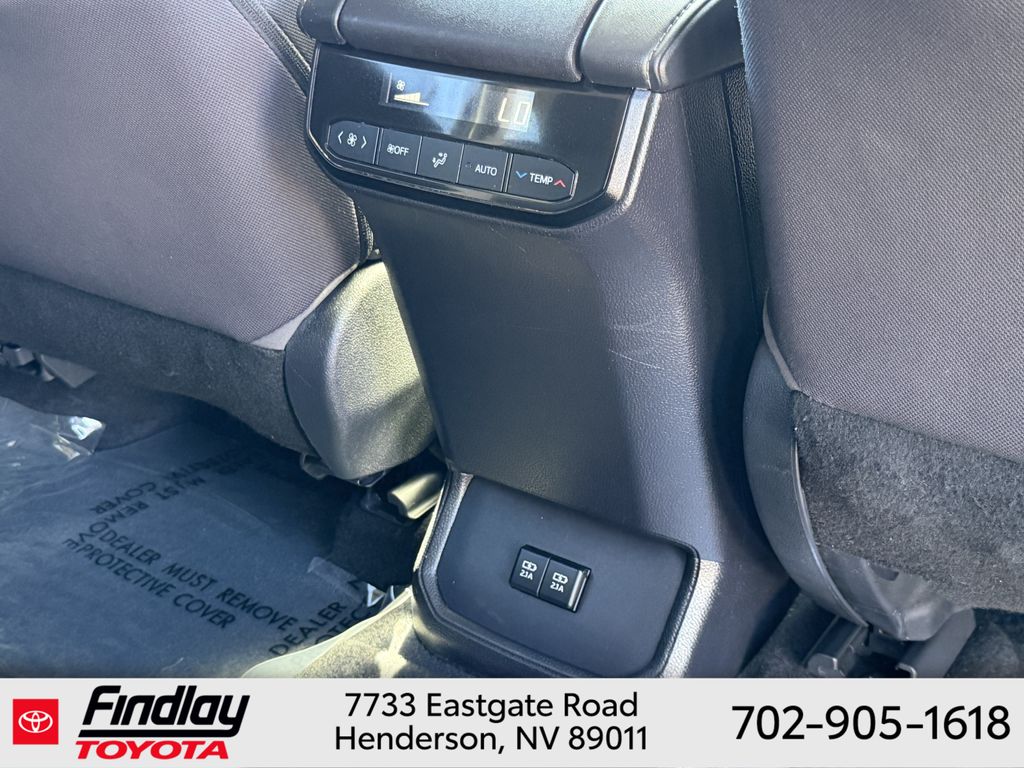 Used 2021 Toyota Highlander SUV