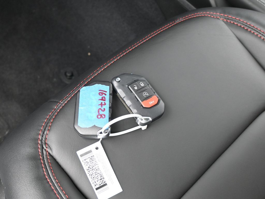 New 2026 Anvil Clearcoat Jeep Rubicon image 16