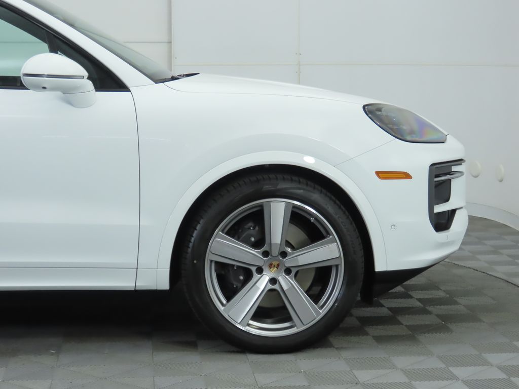 Thumbnail: 2025 Porsche Cayenne - 11